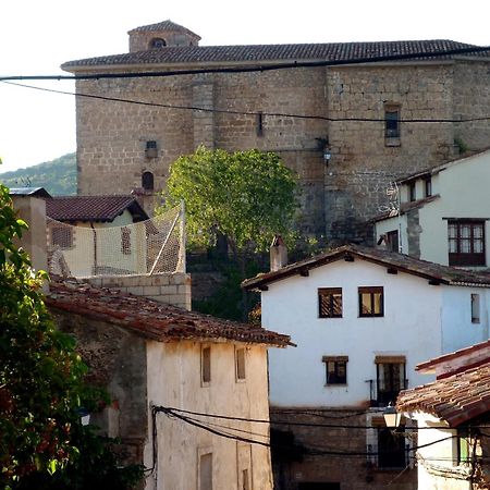 Casas de trevijano Cañon del rio leza jardin y barbacoa Soto en Cameros Exterior foto