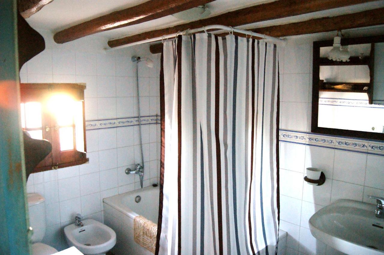 Casas de trevijano Cañon del rio leza jardin y barbacoa Soto en Cameros Exterior foto