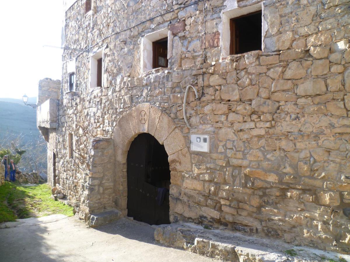 Casas de trevijano Cañon del rio leza jardin y barbacoa Soto en Cameros Exterior foto