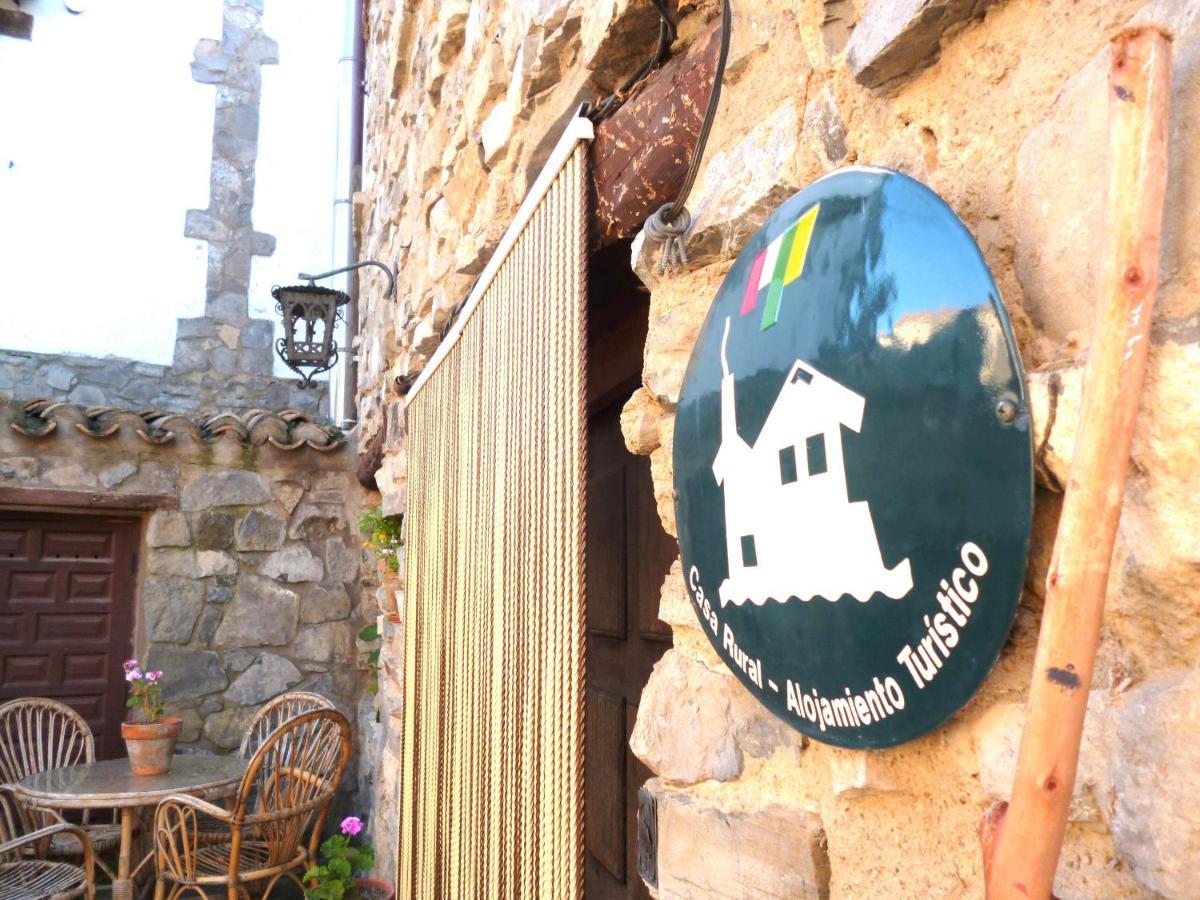 Casas de trevijano Cañon del rio leza jardin y barbacoa Soto en Cameros Exterior foto